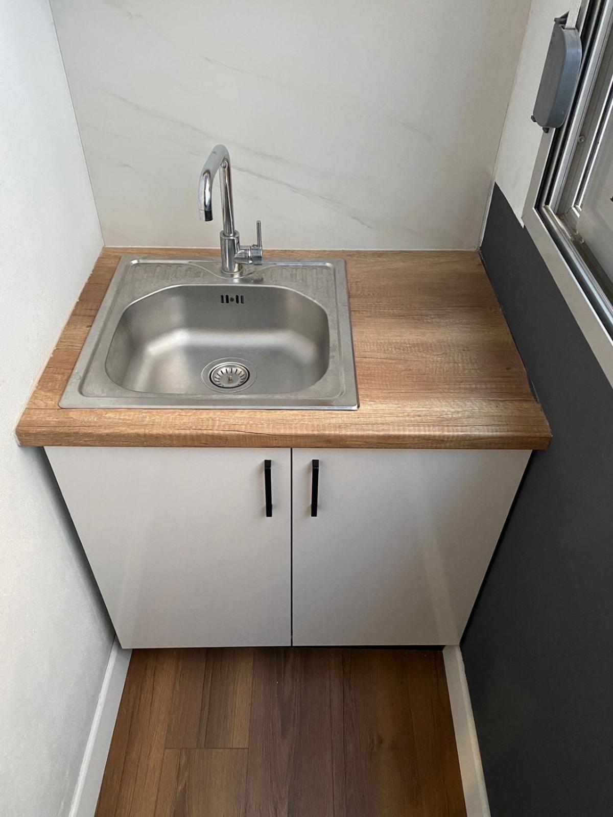 Center Apartment *